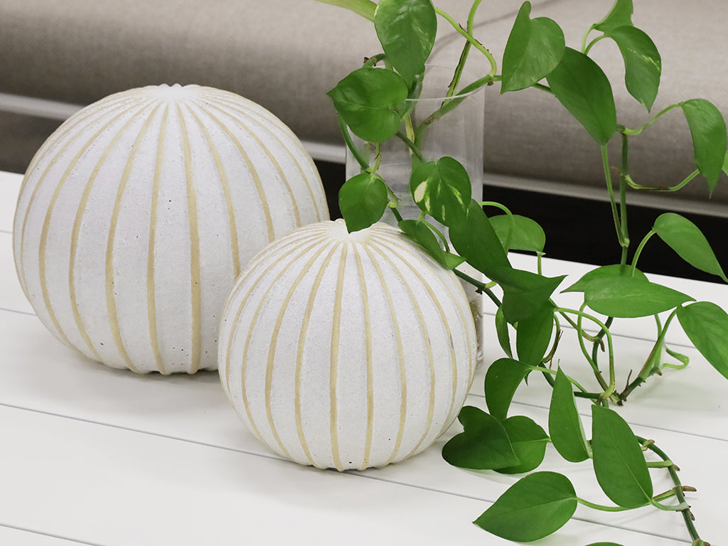 Stripes Terracotta Decorative Ball Off White 16X15CM