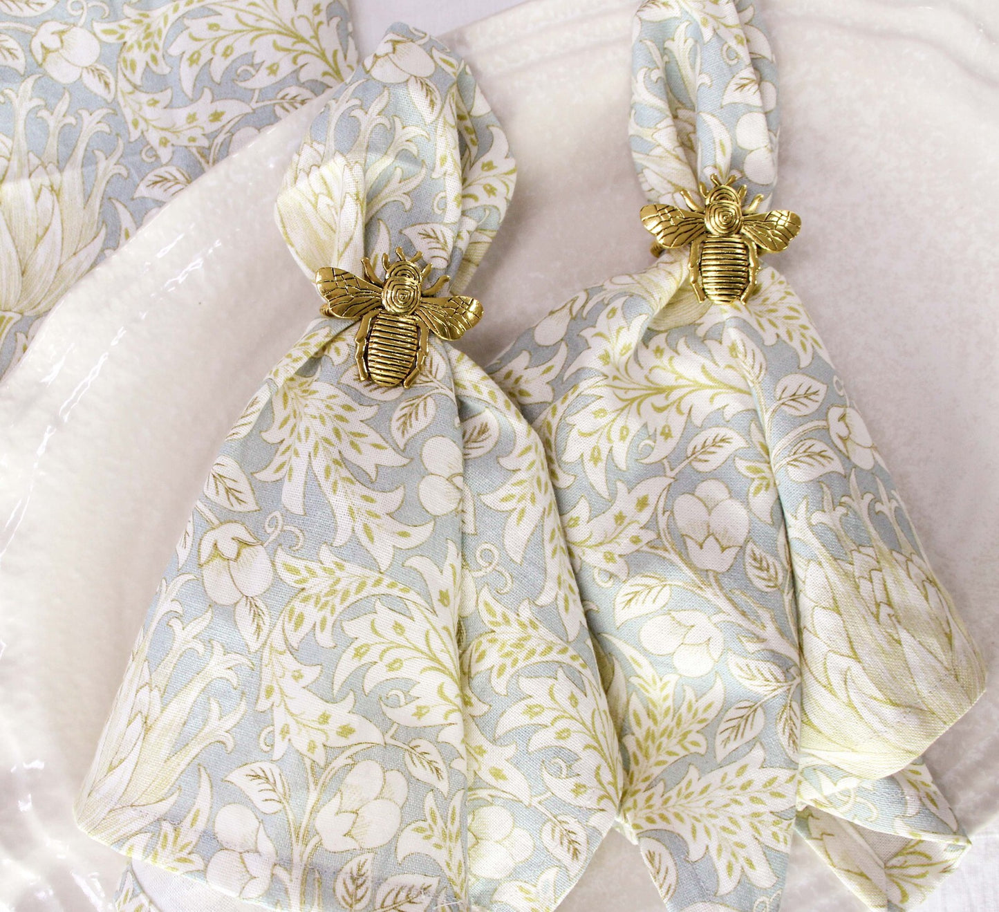 4pc Napkin Buzzing Bee Rings Dining/gatherings/occassions