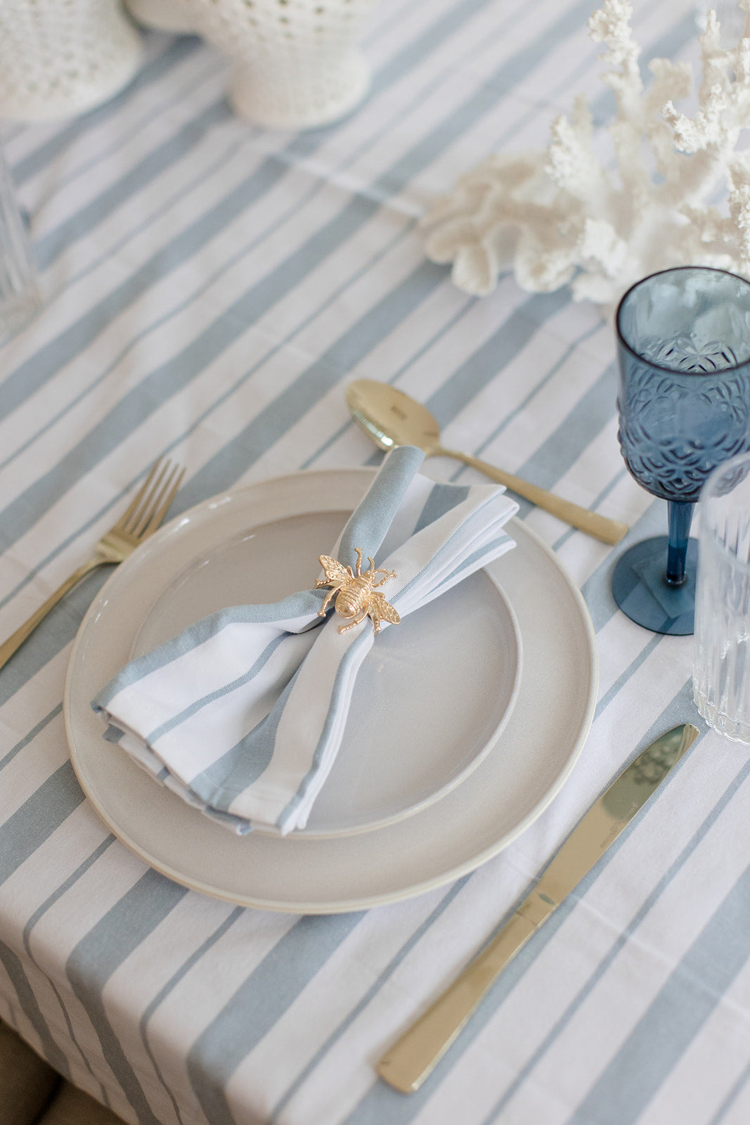 4pc Napkin Buzzing Bee Rings Dining/gatherings/occassions