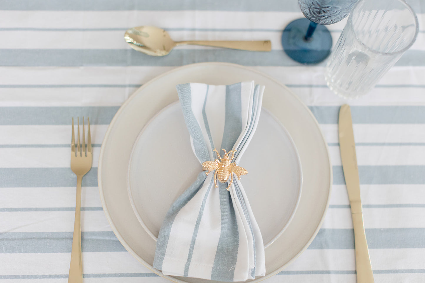 4pc Napkin Buzzing Bee Rings Dining/gatherings/occassions