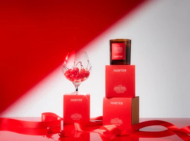 Hunter Candles Christmas Slow Burn Soaked Berry Smoked Cherry & Cinammon