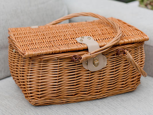 Posey 4-Piece Willow Picnic Basket